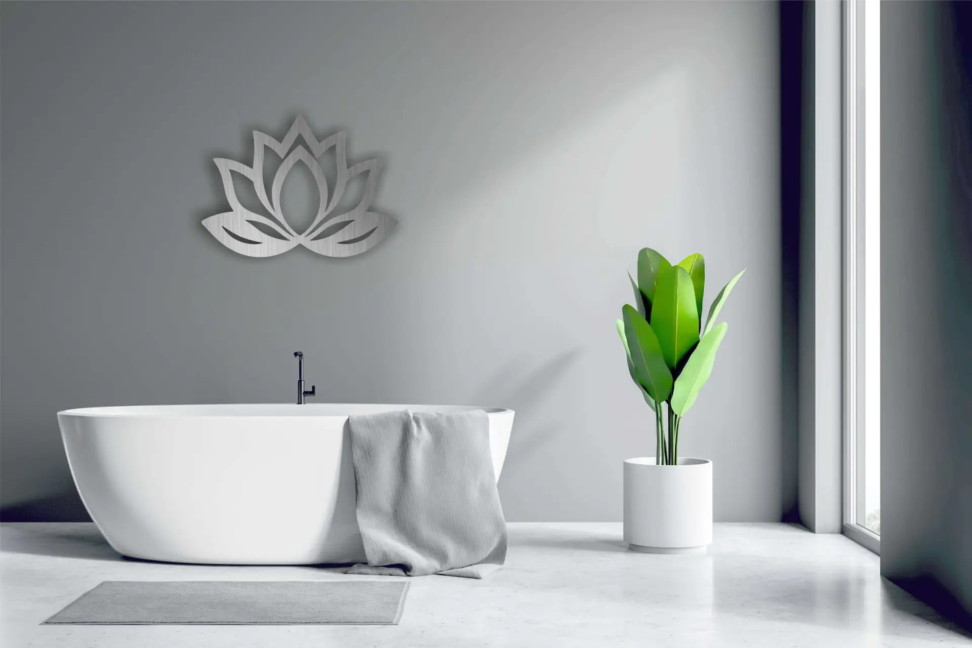 Wanddeko Lotusblume aus Edelstahl an einer Badwand